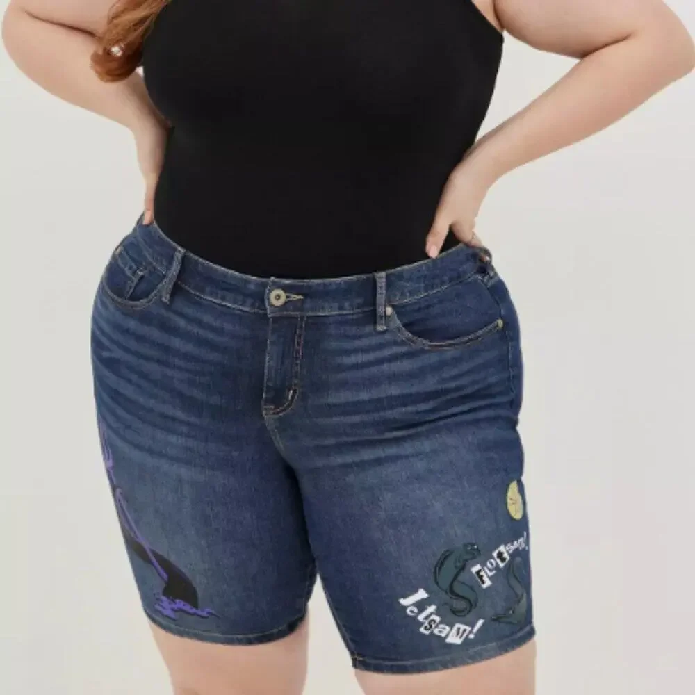 Torrid‎ 16 Bermuda Boyfriend Short Disney Villains Ursula Black Flotsam Jetsam